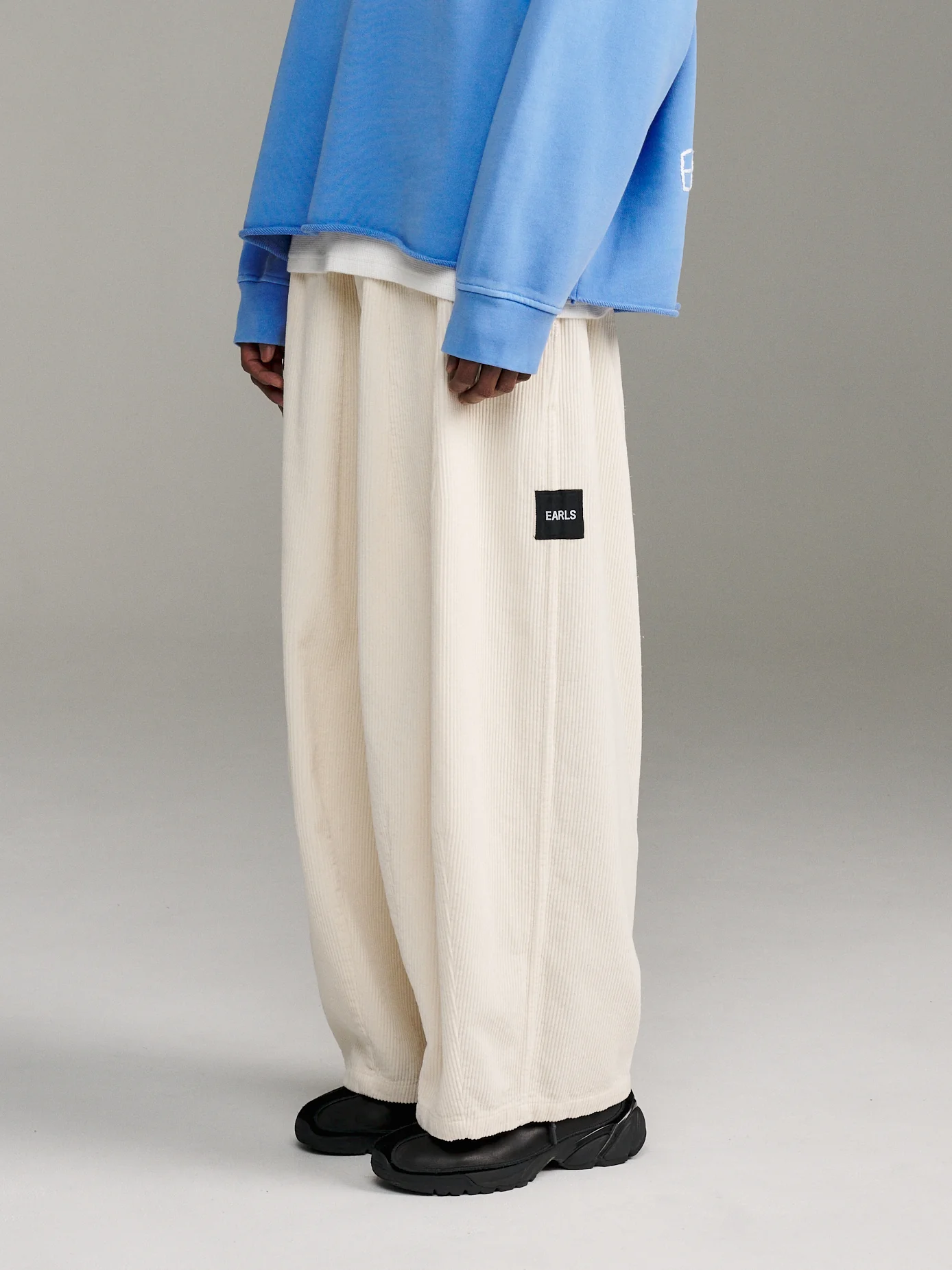Relax Cord Pants (NEW)